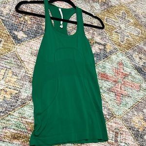 Lululemon tank top